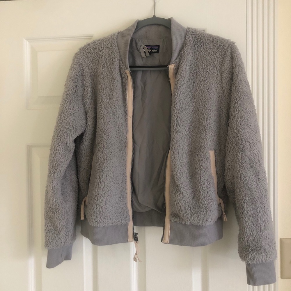 Patagonia Gray Full Zip Jacket!